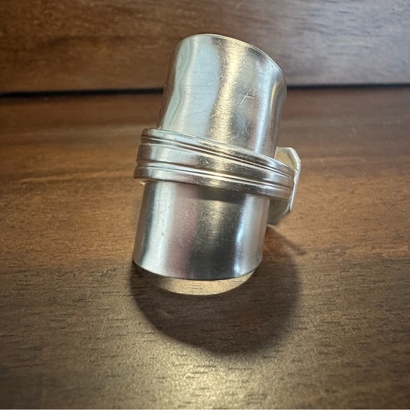 Statement Spoon Ring - Picture 5 of 14